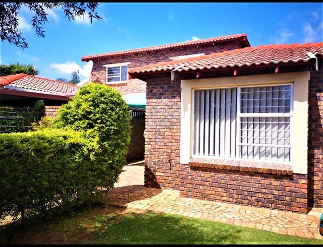 3 BEDROOM PROPERTY TO RENT IN WELTEVREDEN PARK